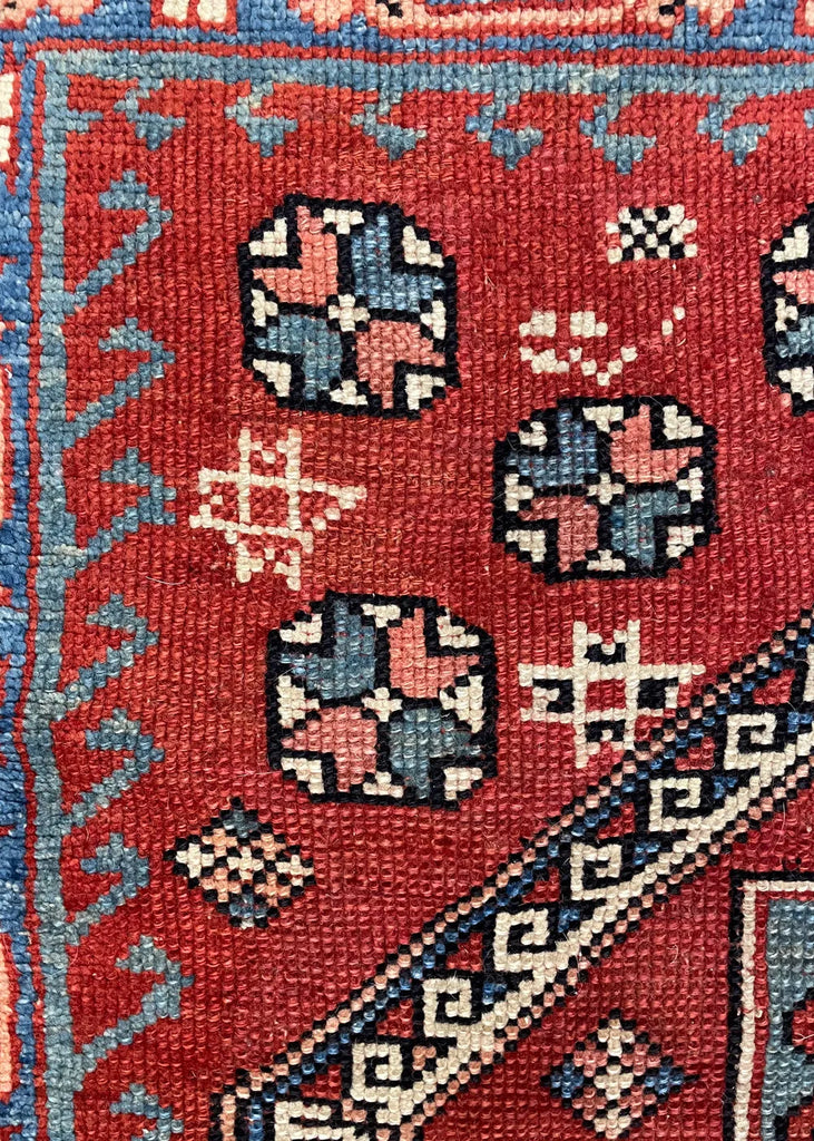 5'5"x7'2" Bergama Hand Knotted