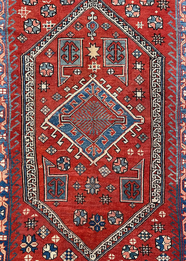 5'5"x7'2" Bergama Hand Knotted
