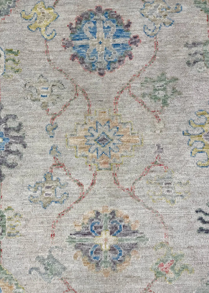 5'5"x7'9" Oushak Hand Knotted