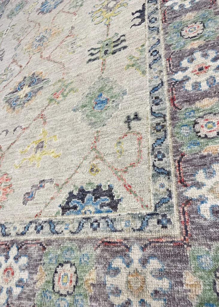 5'5"x7'9" Oushak Hand Knotted