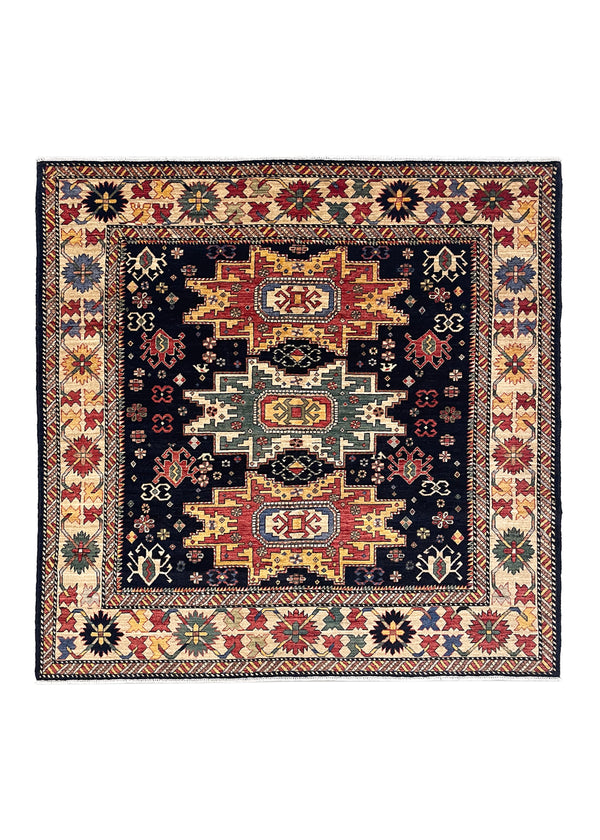 5'6"x5'7" Lesghi Hand Knotted