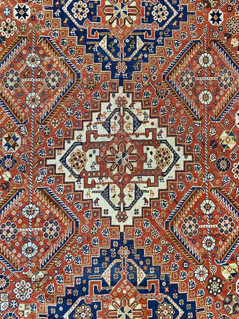 5'6"x8'2" Qashqai Hand Knotted