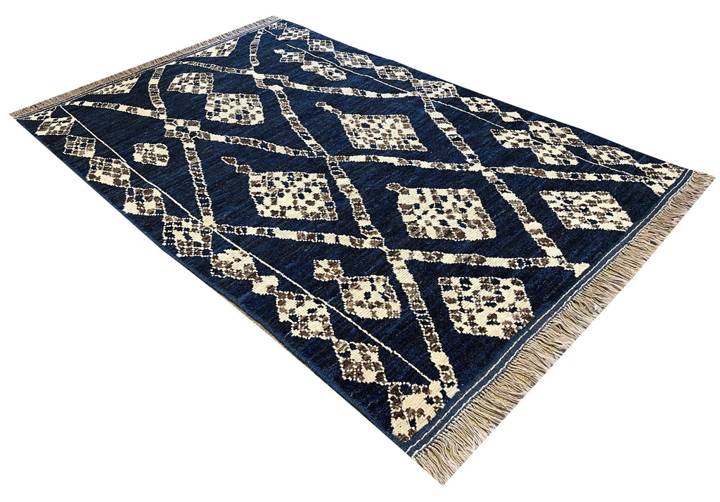 5'8"x8'8" Moroccan Style (s) Hand Knotted