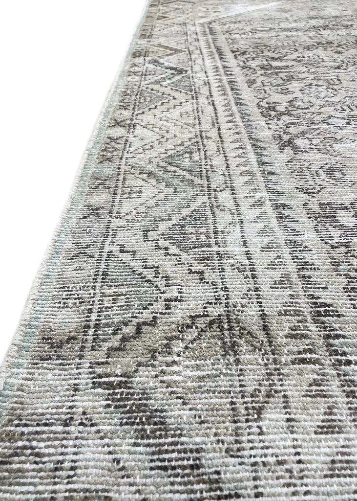 5'x10'2" Hamadan "Distressed" (s) Hand Knotted