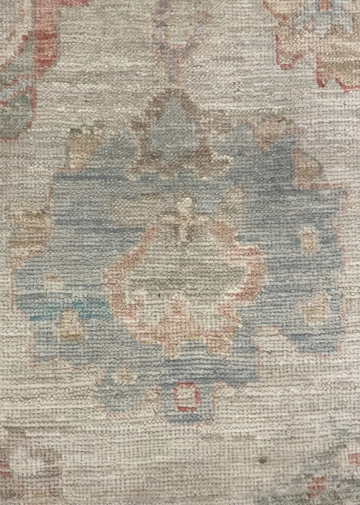 6'1"x9'2" Oushak Hand Knotted