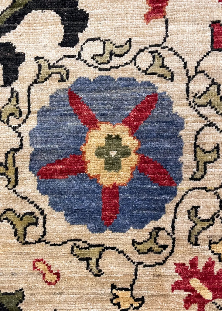 6'1"x9'3" Suzani Hand Knotted