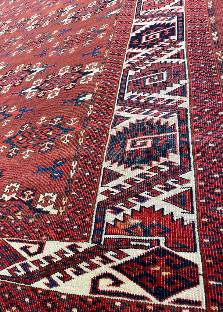 6'x9'11" Yomut Kepse Gul Main Rug Hand Knotted