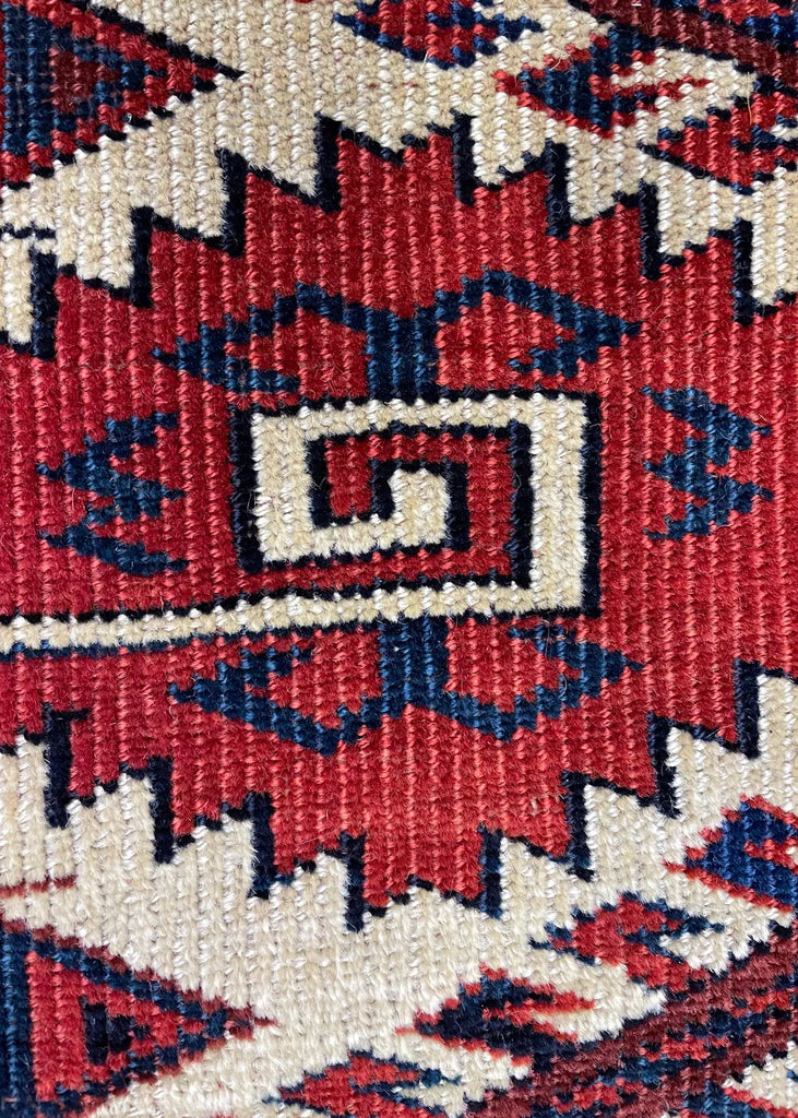 6'x9'11" Yomut Kepse Gul Main Rug Hand Knotted