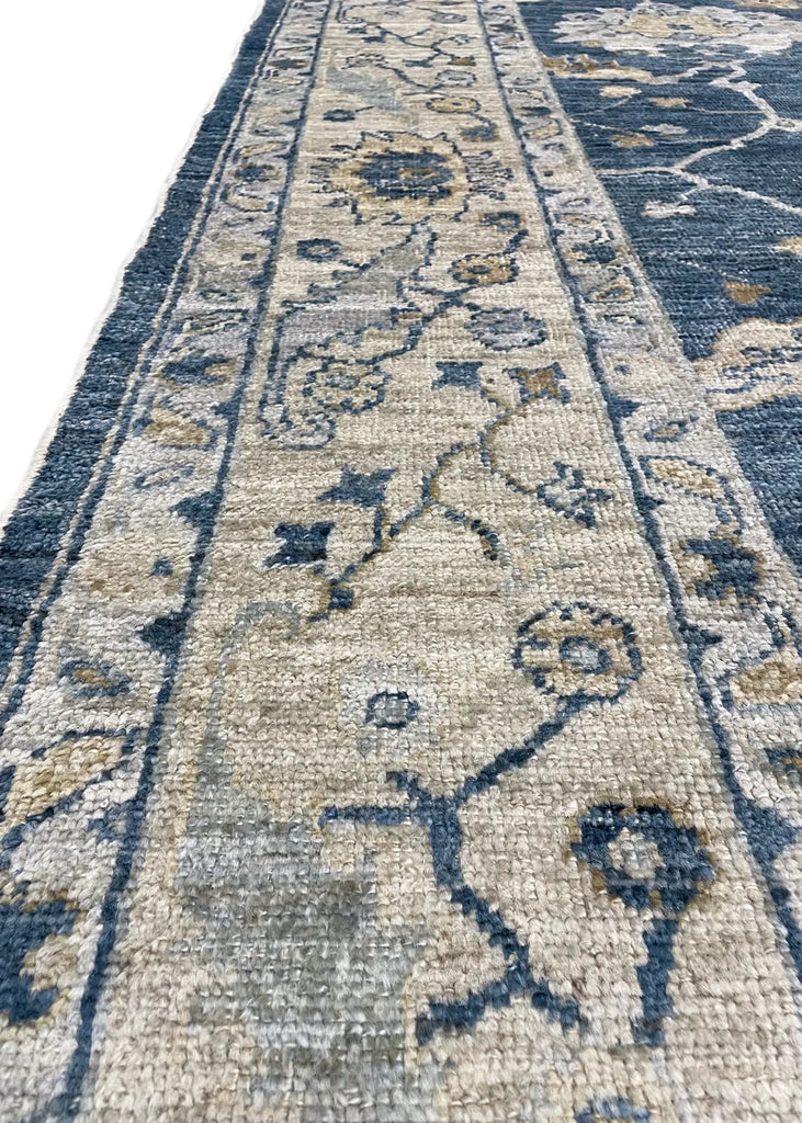 7'10"x9'8" Oushak Hand Knotted
