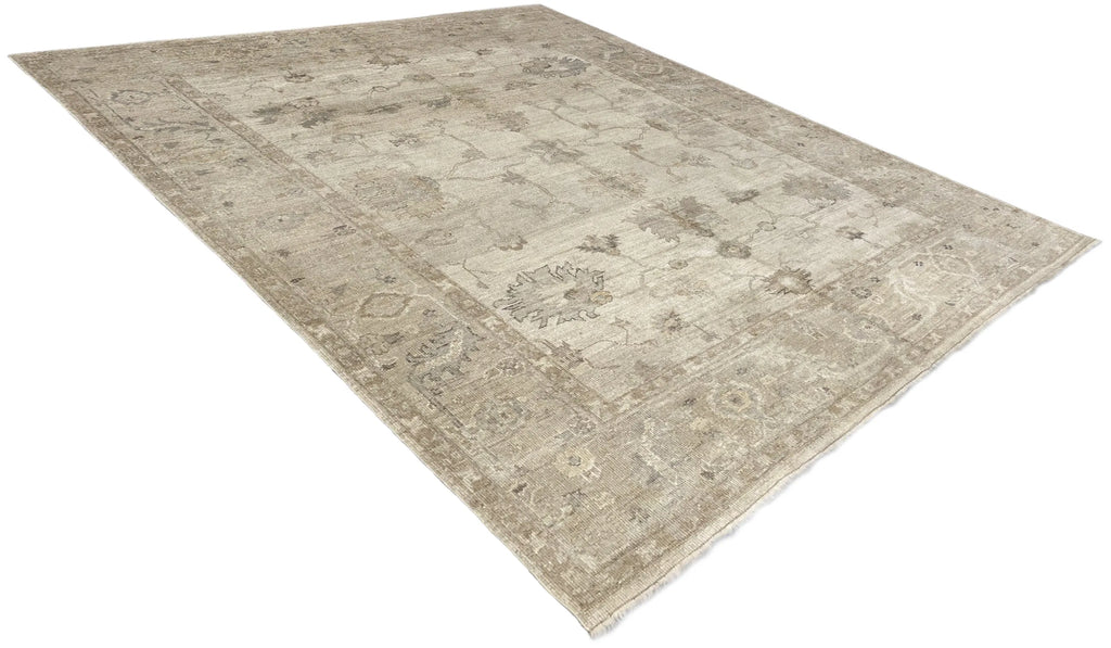 7'11"x9'1" Oushak Hand Knotted