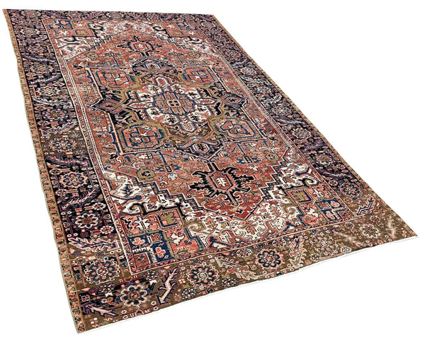 8'1"x10'9" Heriz Hand Knotted