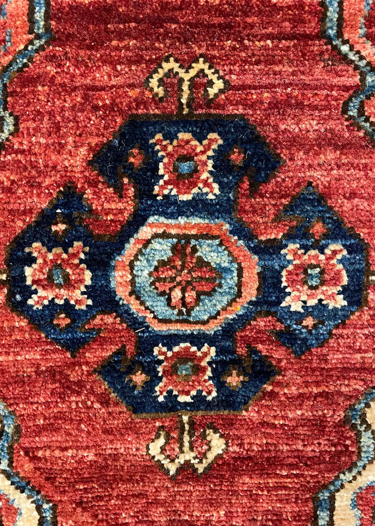 8'1"x9'10" Ersari Hand Knotted