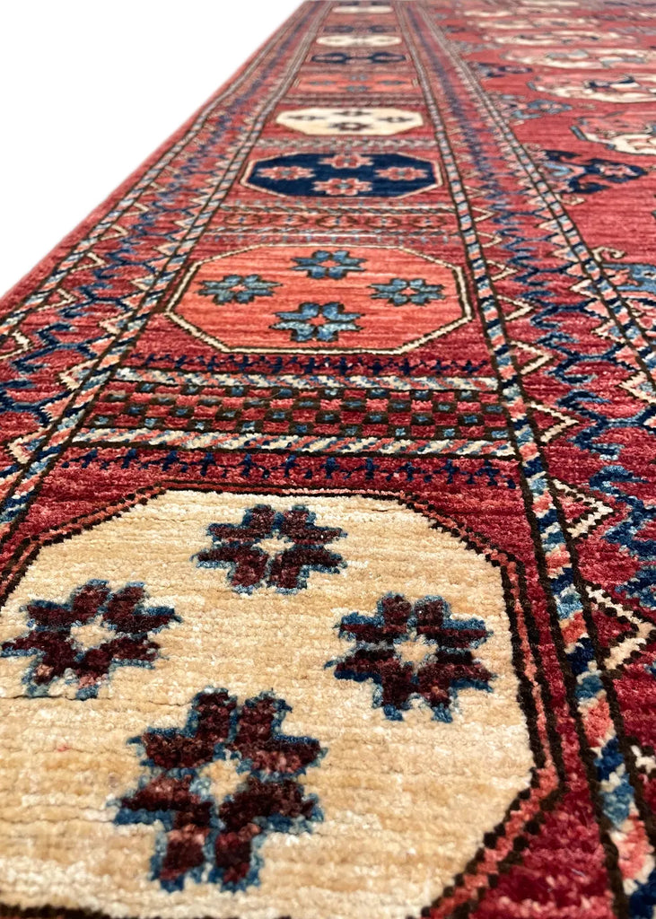 8'1"x9'10" Ersari Hand Knotted