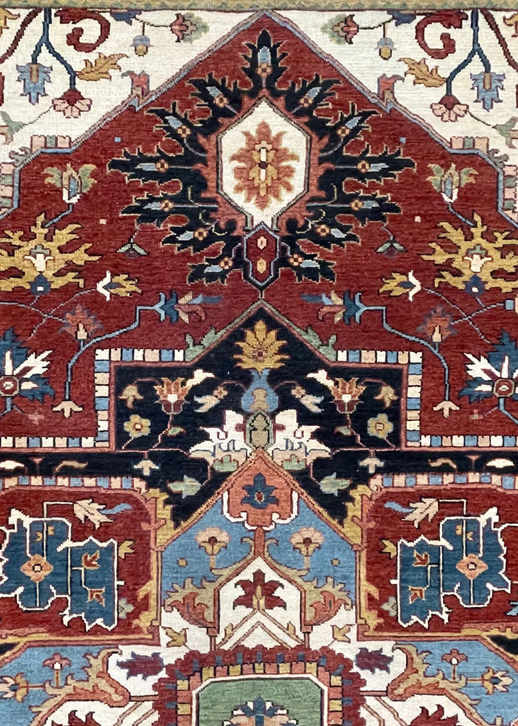 8'1"x9'11" Medallion Heriz Hand Knotted