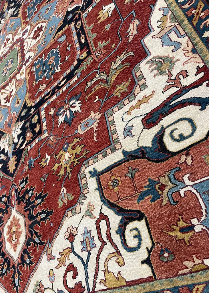 8'1"x9'11" Medallion Heriz Hand Knotted