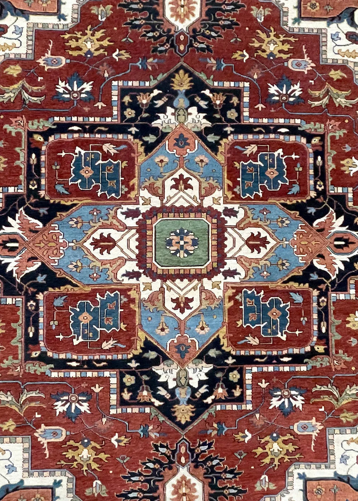 8'1"x9'11" Medallion Heriz Hand Knotted