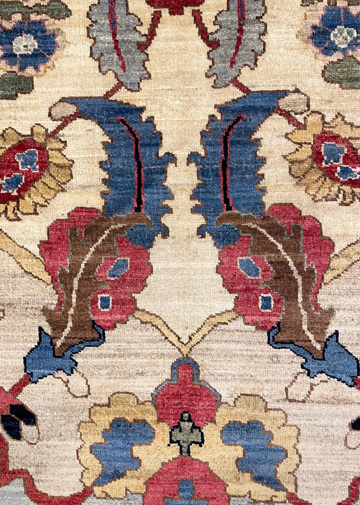 8'2"x10'1" Polonaise Hand Knotted
