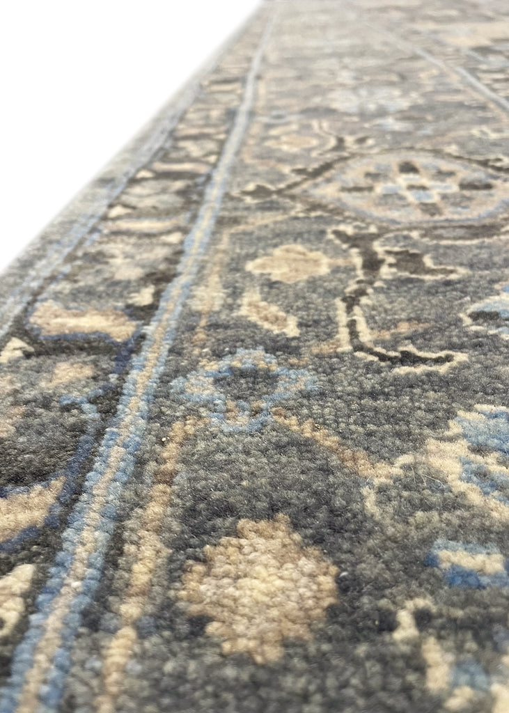 8'2"x10'2' Sultanabad Hand Knotted