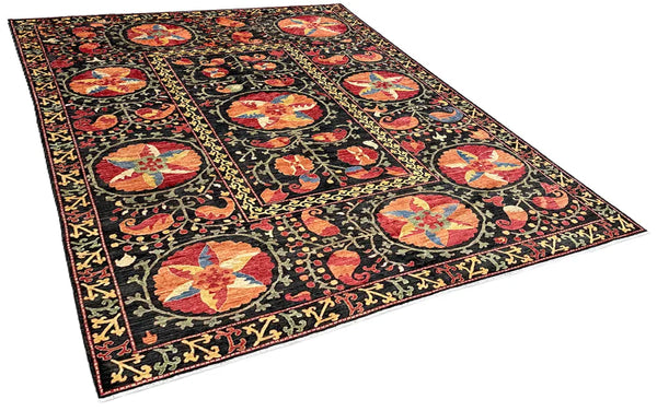 8'2"x10'4" Suzani Hand Knotted