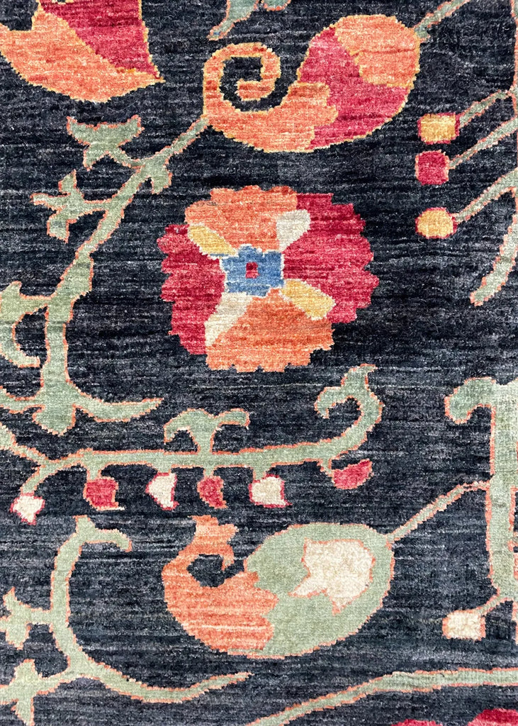 8'2"x10'4" Suzani Hand Knotted