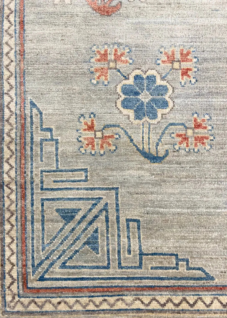 8'2"x9'11" Khotan (s) Hand Knotted