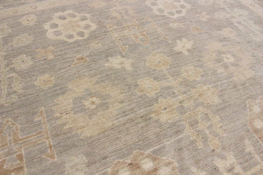 8'x8'2 Oushak Hand Knotted