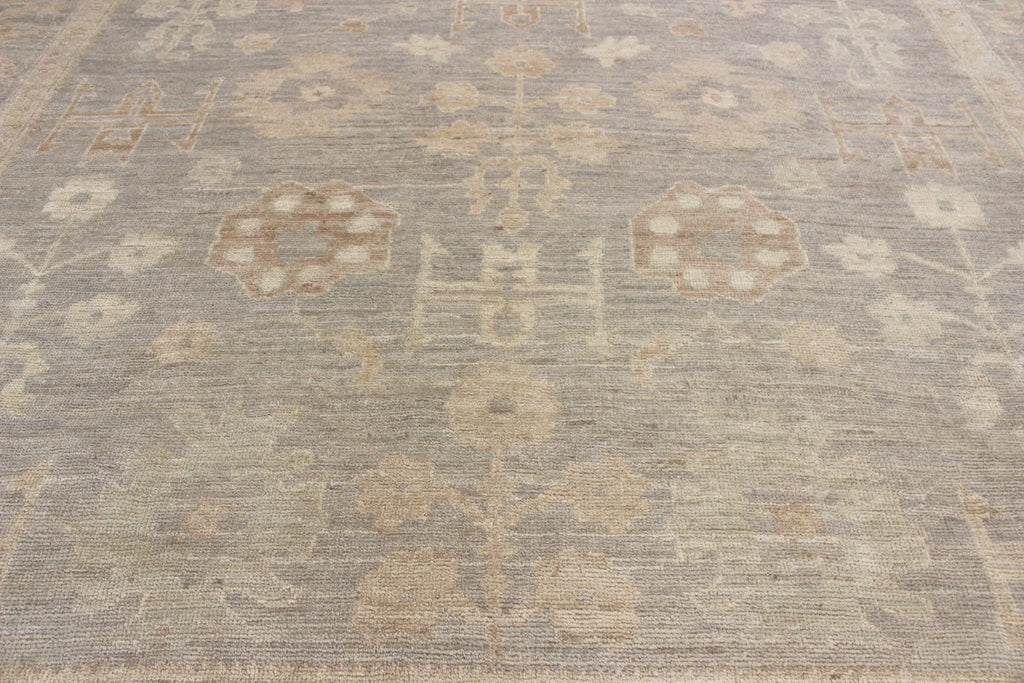 8'x8'2 Oushak Hand Knotted