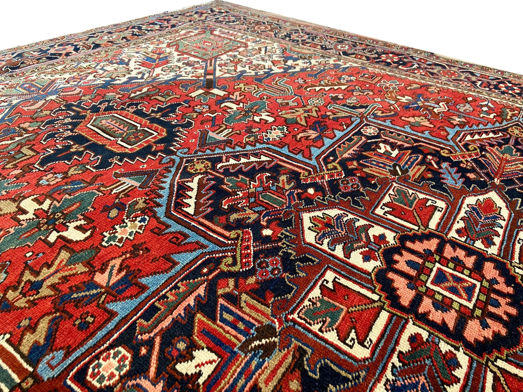 9'3"x12'1" Gorevan Heriz (s) Hand Knotted