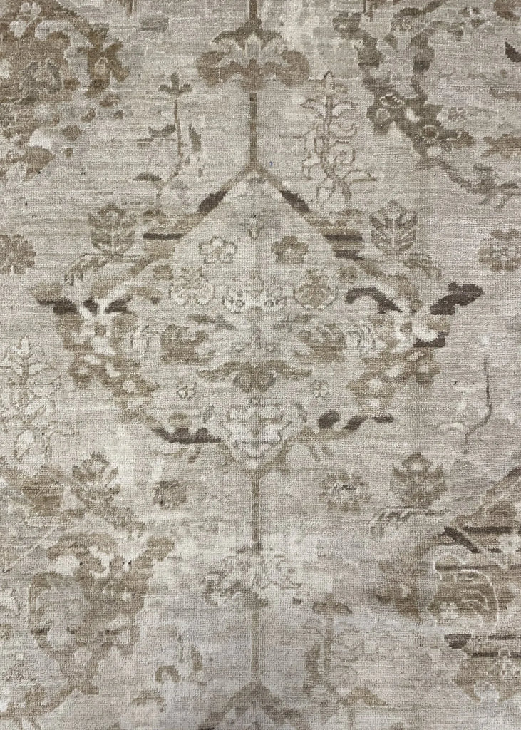 9'4"x11'9" Oushak Hand Knotted