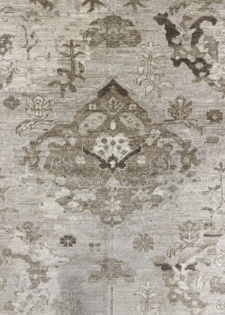 9'4"x11'9" Oushak Hand Knotted