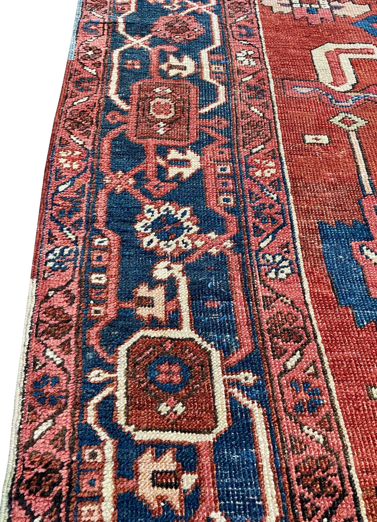 9'6"x12'2" Heriz Hand Knotted