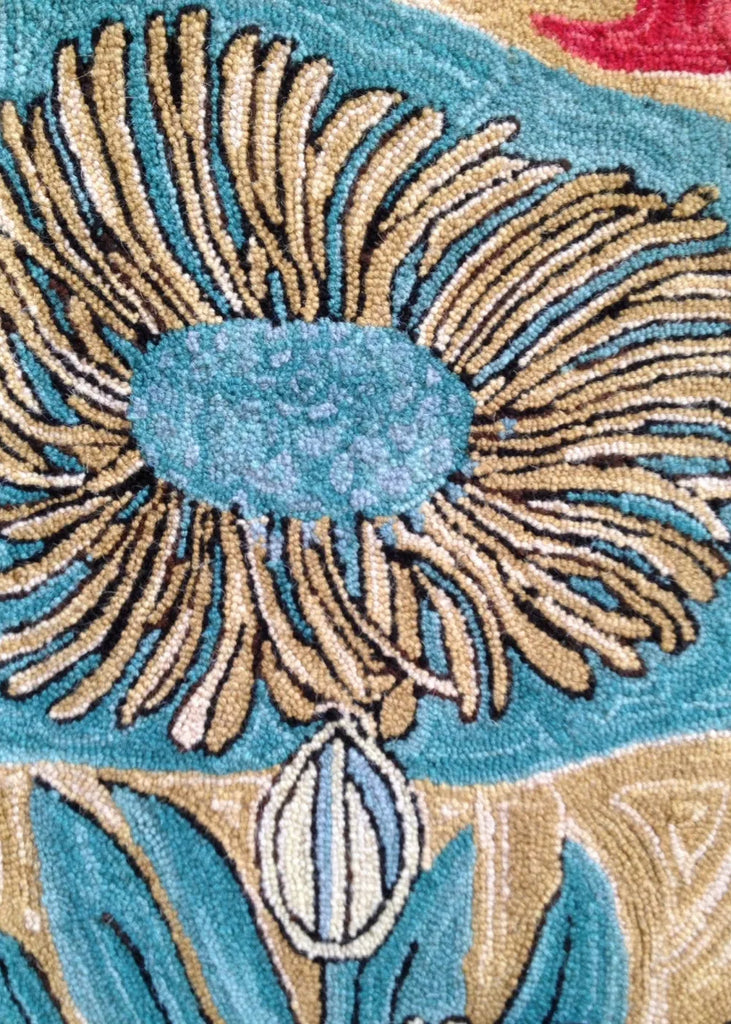 Bloomer Mum hand hooked