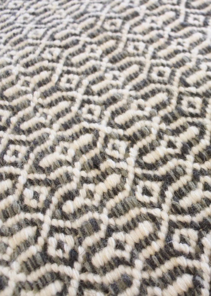 Capri 402 Hand Woven