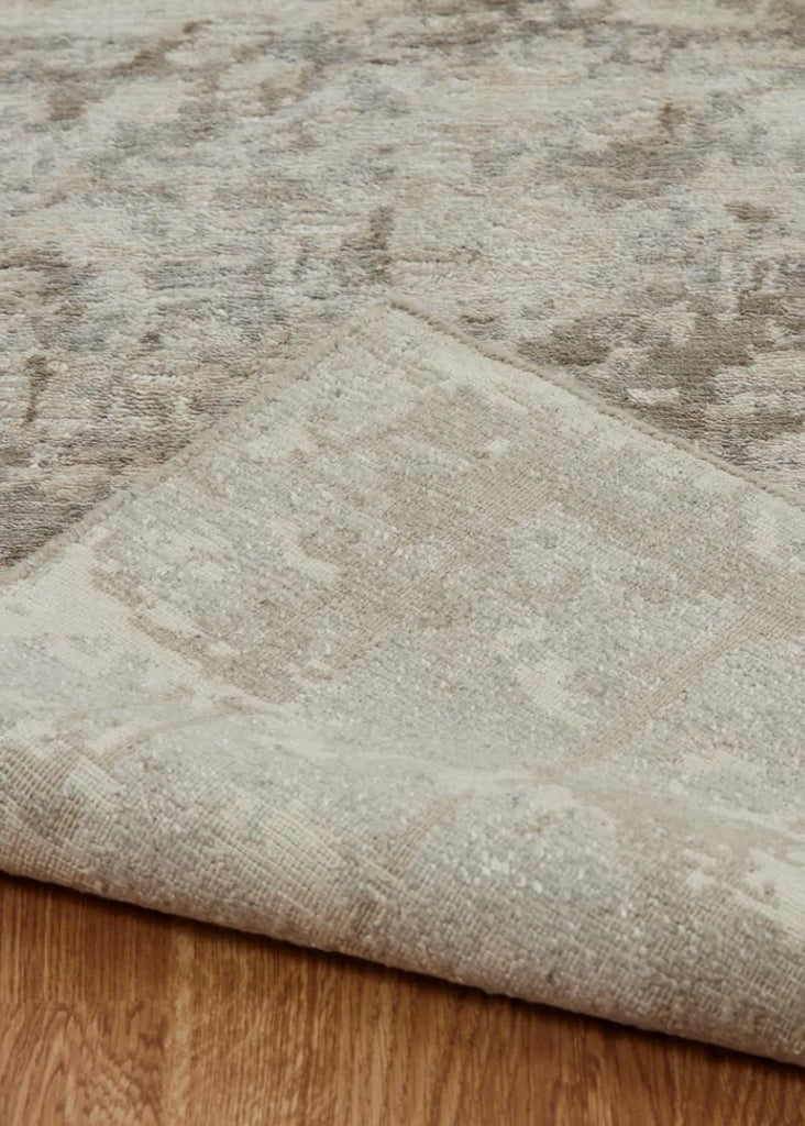Dharan Hand Knotted