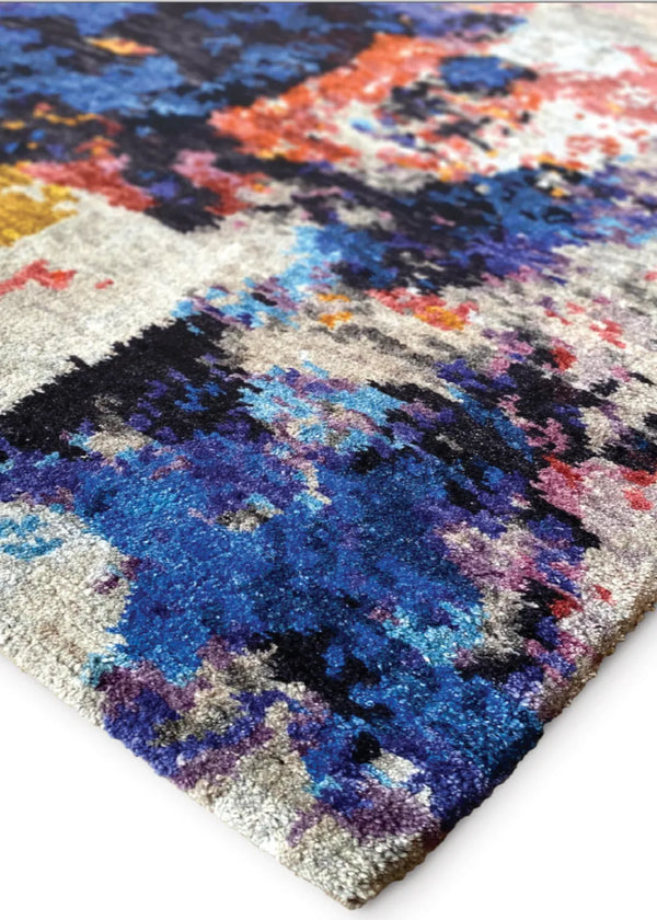 Helen Wild Berry Hand Knotted