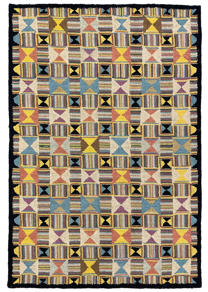 Hourglass hand hooked