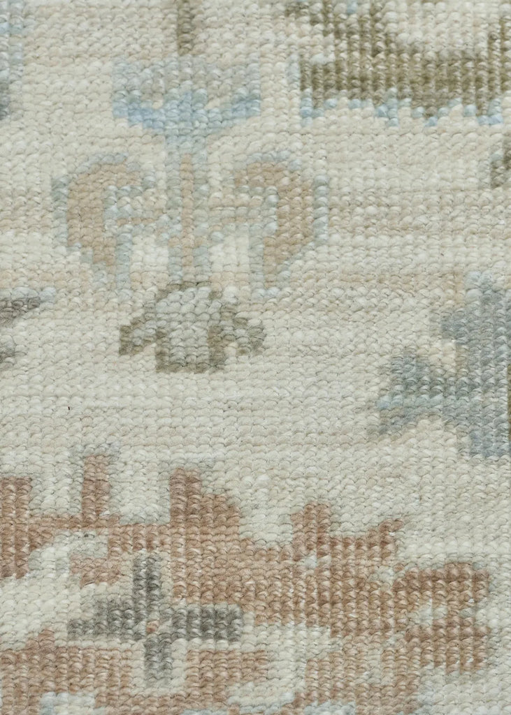 Lynn Hand Knotted