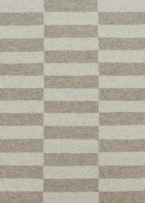 Naturale Offset Hand Woven