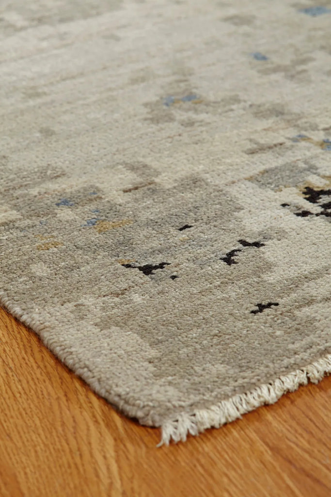 Pearce Ferry Hand Knotted