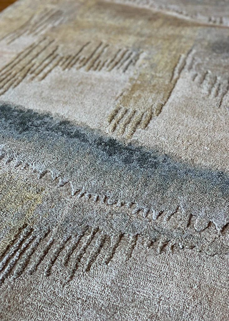 Range Gold Hand Knotted