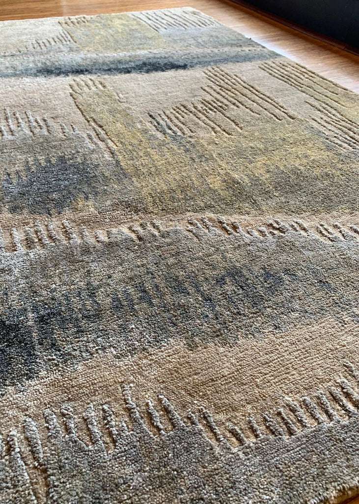 Range Gold Hand Knotted