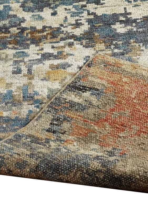 Saturn Hand Knotted