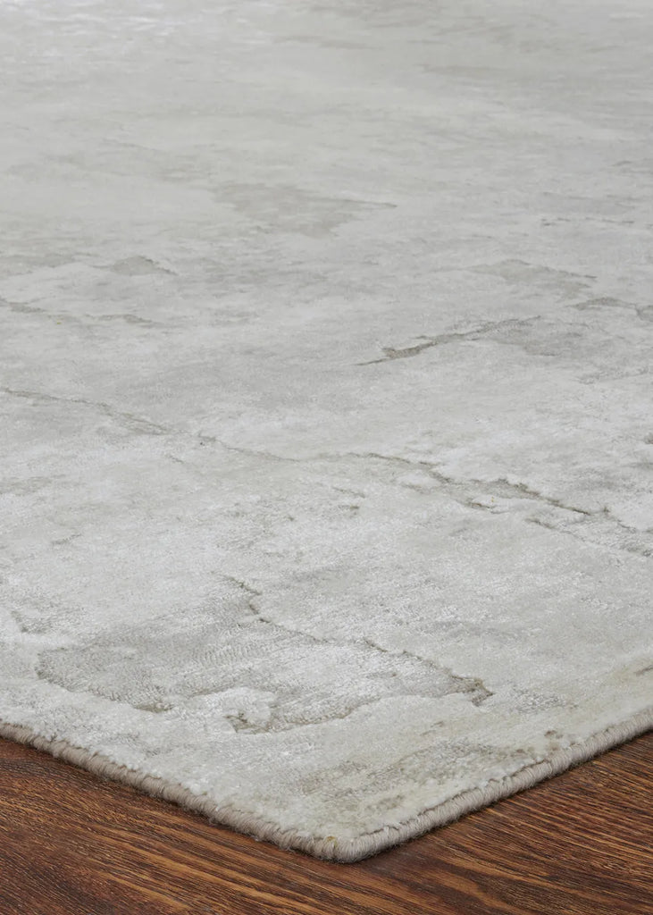 Watteau Hand Knotted