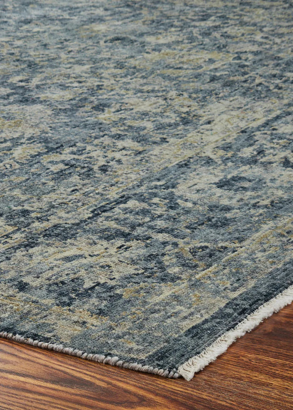 Winslow Hand Knotted