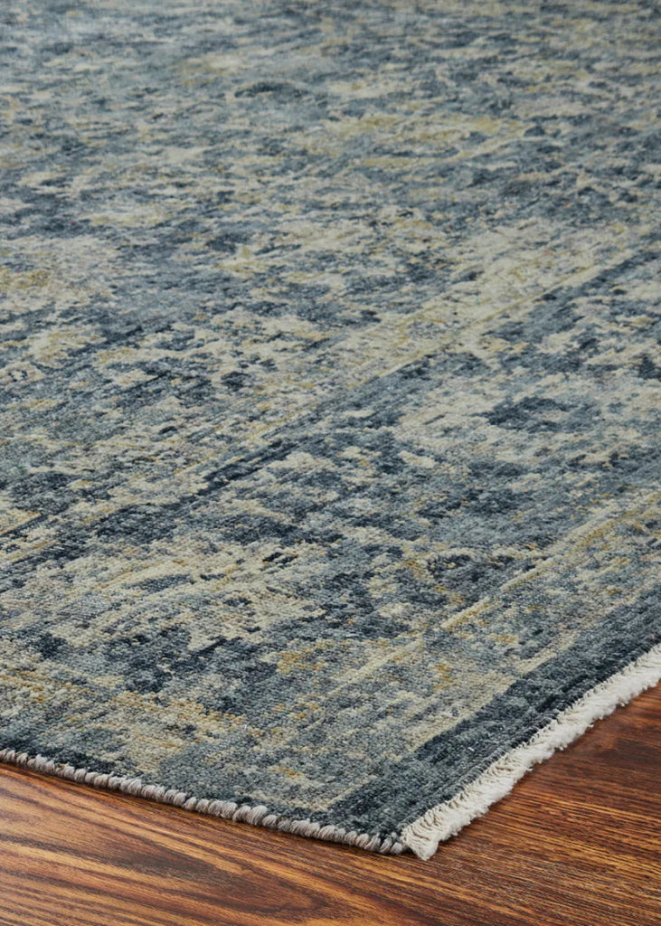 Winslow Hand Knotted